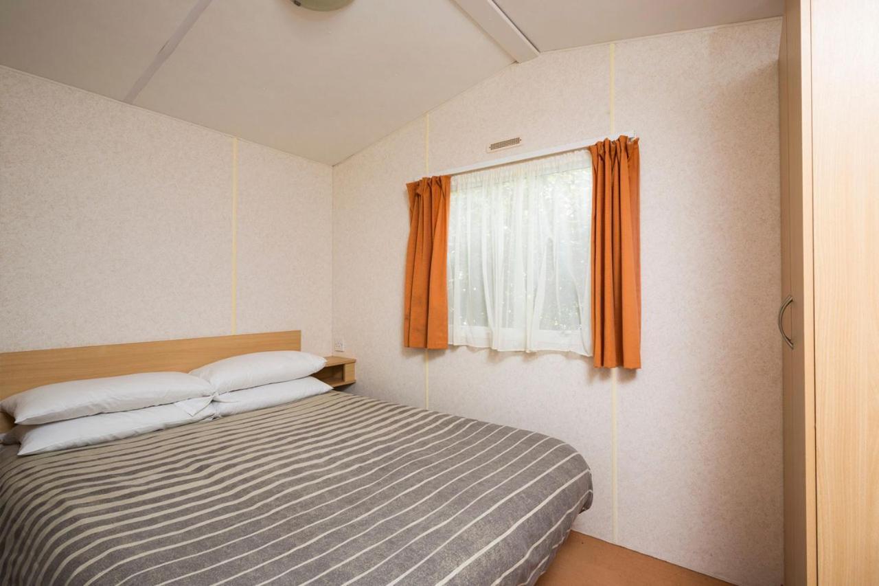 Whitecliff Bay Holiday Park Бембрідж Екстер'єр фото